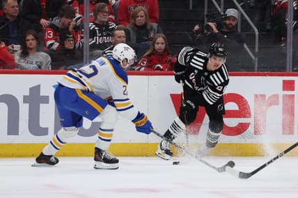 NHL: Buffalo Sabres at New Jersey Devils