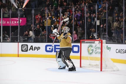 Robin Lehner Vegas Golden Knights (Photo- Vegas Golden Knights via Twitter)