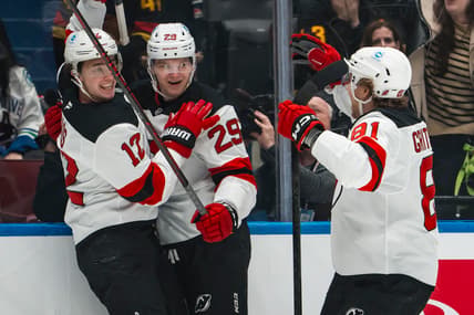NHL: New Jersey Devils at Vancouver Canucks