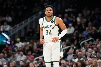 NBA: Phoenix Suns at Milwaukee Bucks