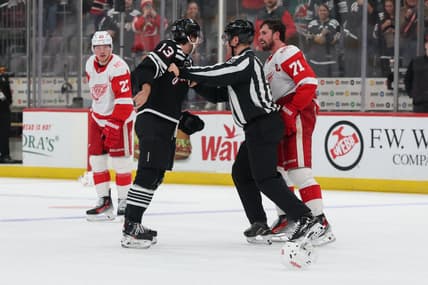 NHL: Detroit Red Wings at New Jersey Devils