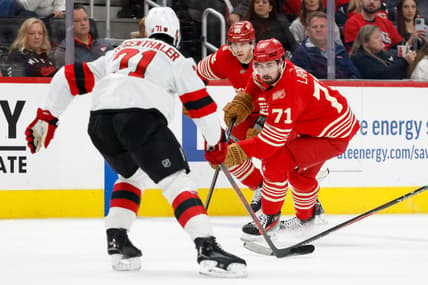 NHL: New Jersey Devils at Detroit Red Wings