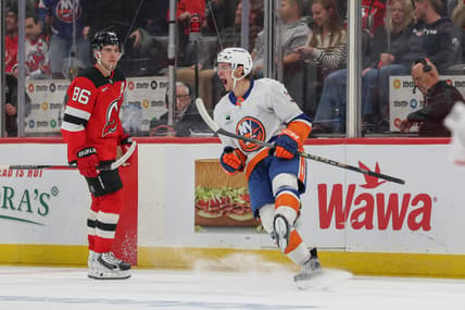 NHL: New York Islanders at New Jersey Devils