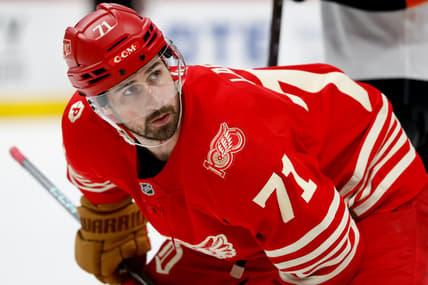 NHL: Philadelphia Flyers at Detroit Red Wings