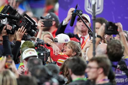 FILE PHOTO: NFL: Super Bowl LVIII-San Francisco 49ers at Kansas City Chiefs