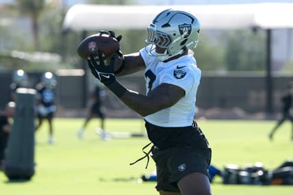 quay walker las vegas raiders linebacker