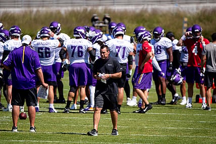 4 perfect picks to replace Gary Kubiak as Minnesota Vikings OC
