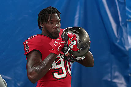 Tampa Bay Buccaneers star Jason Pierre-Paul undergoes knee surgery