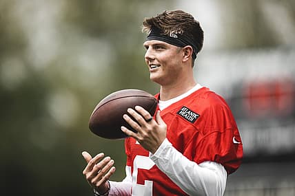 New York Jets are botching dawn of Zach Wilson era with contract dispute