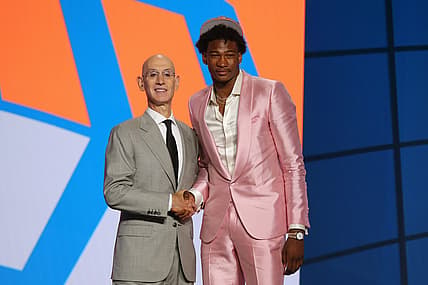 Charlotte Hornets trade with New York Knicks, draft Kai Jones 19th overall