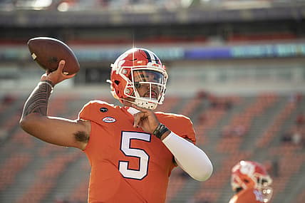 Clemson tops Alabama, Ohio State in College Football Playoff betting odds
