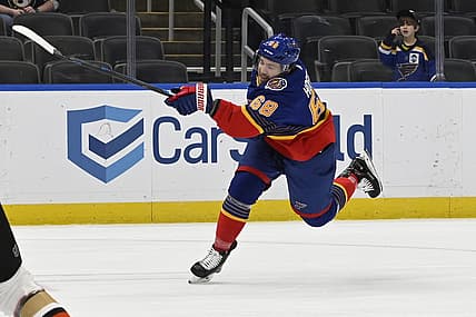 May 5, 2021; St. Louis, Missouri, USA; St. Louis Blues center Mike Hoffman (68) scores a power play goal in a game against the Anaheim Ducks in the first period at Enterprise Center. Mandatory Credit: Jeff Le-USA TODAY Sports