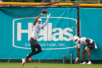 Miami Dolphins' Will Fuller won't play Sunday, return timeline unknown