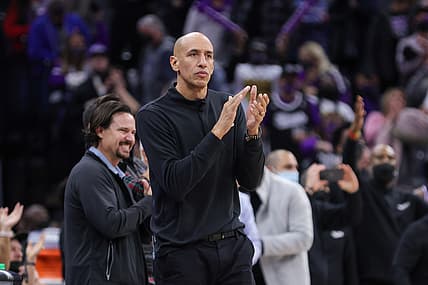 Dec 15, 2021; Sacramento, California, USA; Sacramento Kings acting head coach Doug Christie claps his hands during the fourth quarter against the Washington Wizards at Golden 1 Center. Mandatory Credit: Sergio Estrada-USA TODAY Sports