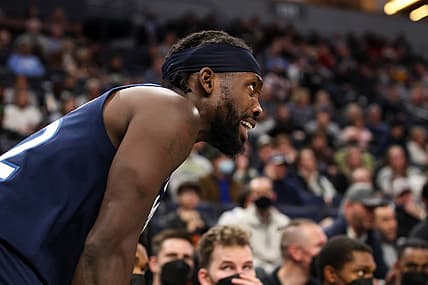 NBA: San Antonio Spurs at Minnesota Timberwolves