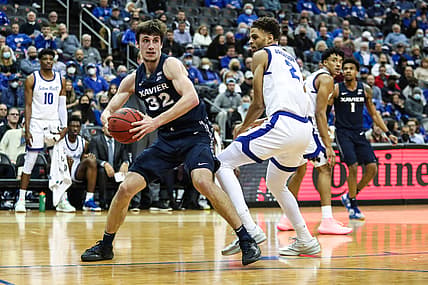 Feb 9, 2022; Newark, New Jersey, USA;  Xavier Musketeers forward Zach Freemantle (32) at Prudential Center. Mandatory Credit: Wendell Cruz-USA TODAY Sports