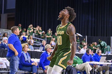 Mar 11, 2022; Frisco, TX, USA; UAB Blazers guard Jordan Walker (10) celebrates making a three point shot against the Middle Tennessee Blue Raiders at the end of the second half of the men s basketball semi-finals of the USA Conference Tournament at Ford Center at The Star. Mandatory Credit: Jerome Miron-USA TODAY Sports