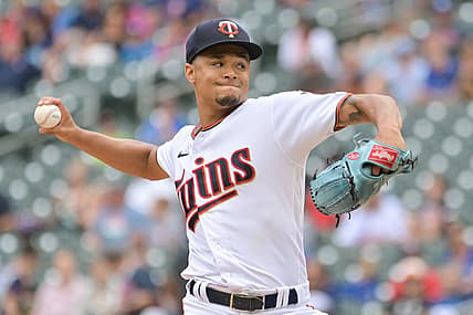 Aug 7, 2022; Minneapolis, Minnesota, USA; Minnesota Twins starting pitcher Chris Archer (17) throws a pitch against the Toronto Blue Jays during the first inning at Target Field. Mandatory Credit: Jeffrey Becker-USA TODAY Sports