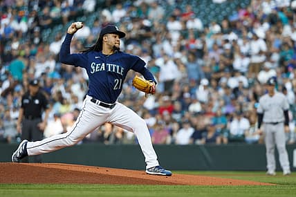 Aug 9, 2022; Seattle, Washington, USA; Seattle Mariners starting pitcher Luis Castillo (21) throws against the New York Yankees during the first inning at T-Mobile Park. Mandatory Credit: Joe Nicholson-USA TODAY Sports