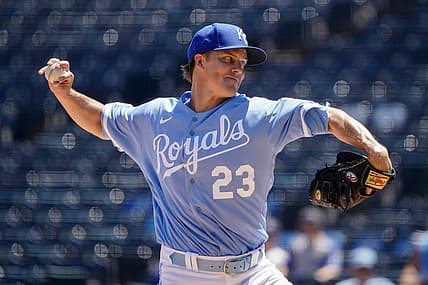 Aug 11, 2022; Kansas City, Missouri, USA;  Kansas City Royals starting pitcher Zack Greinke (23) delivers a pitch against the Chicago White Sox in the first inning at Kauffman Stadium. Mandatory Credit: Denny Medley-USA TODAY Sports