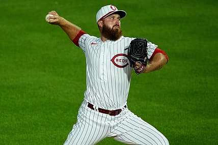 Cincinnati Reds relief pitcher Buck Farmer (46) delivers a pitch during the fifth inning of a baseball game against the Chicago Cubs, Thursday, Aug. 11, 2022, at the MLB Field of Dreams stadium in Dyersville, Iowa.

Mlb Field Of Dreams Game Cincinnati Reds At Chicago Cubs Aug 11 3942