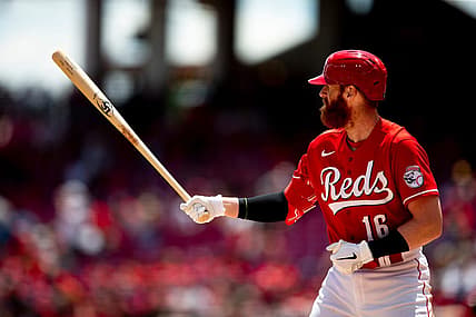 Cincinnati Reds first baseman Colin Moran (16) prepares to bat in the fourth inning of the MLB game between the Cincinnati Reds and the Arizona Diamondbacks at Great American Ball Park in Cincinnati on Thursday, June 9, 2022.

Arizona Diamondbacks At Cincinnati Reds