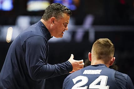 Xavier Musketeers head coach Sean Miller talks to the Blue Team in the second half of a scrimmage during Xavier Basketball        s Musketeer Madness on Friday, Oct. 21, 2022 at the Cintas Center in Cincinnati.

Ncaa Basketball Xavier Musketeer Madness
