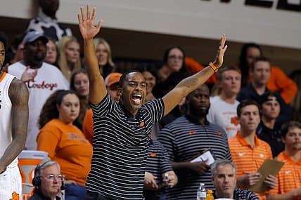 Oklahoma State coach Mike Boynton shouts during a men's college basketball game between the Oklahoma State Cowboys (OSU) and UT Arlington at Gallagher-Iba Arena in Stillwater, Okla., Monday, Nov. 7, 2022.

Osu Men S Basketball