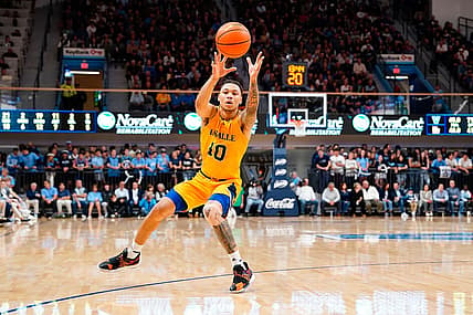 Nov 7, 2022; Villanova, Pennsylvania, USA; La Salle Explorers guard Josh Nickelberry (10) passes the ball against the Villanova Wildcats during the second half at William B. Finneran Pavilion. Mandatory Credit: Gregory Fisher-USA TODAY Sports