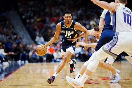 Feb 5, 2023; New Orleans, Louisiana, USA; New Orleans Pelicans guard Trey Murphy III (25) drives to the basket against the Sacramento Kings during the third quarter at Smoothie King Center. Mandatory Credit: Andrew Wevers-USA TODAY Sports