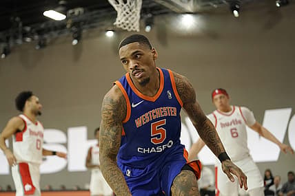 Dec 20, 2022; Las Vegas, NV, USA; Westchester Knicks guard/forward DaQuan Jeffries (5) reacts after dunking the ball against the Memphis Hustle during the second half at Mandalay Bay Convention Center. Mandatory Credit: Lucas Peltier-USA TODAY Sports