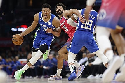 Apr 4, 2023; Washington, District of Columbia, USA; Milwaukee Bucks forward Giannis Antetokounmpo (34) drives to the basket past Washington Wizards forward Anthony Gill (16) in the third quarter at Capital One Arena. Mandatory Credit: Geoff Burke-USA TODAY Sports