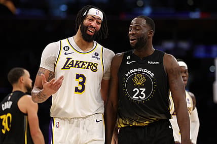 Anthony-Davis-against-Draymond-Green