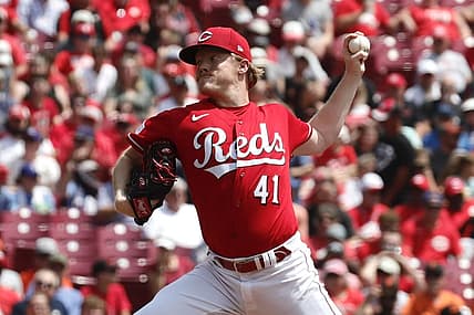 Jul 20, 2023; Cincinnati, Ohio, USA; Cincinnati Reds starting pitcher Andrew Abbott (41) throws against the San Francisco Giants during the first inning at Great American Ball Park. Mandatory Credit: David Kohl-USA TODAY Sports