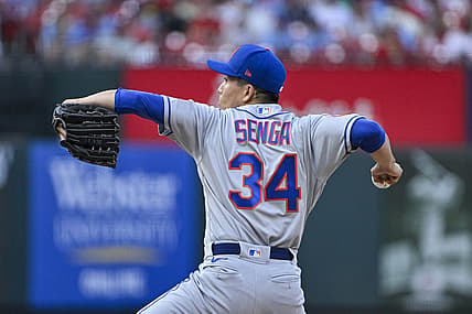 Aug 19, 2023; St. Louis, Missouri, USA;  New York Mets starting pitcher Kodai Senga (34) pitches against the St. Louis Cardinals during the first inning at Busch Stadium. Mandatory Credit: Jeff Curry-USA TODAY Sports