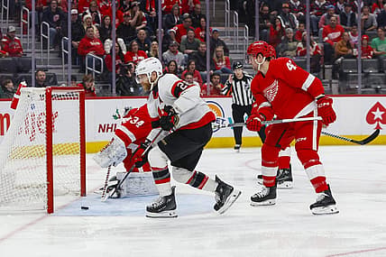 Dec 9, 2023; Detroit, Michigan, USA; Ottawa Senators right wing Claude Giroux (28) scores a goal during the first period at Little Caesars Arena. Mandatory Credit: Brian Bradshaw Sevald-USA TODAY Sports