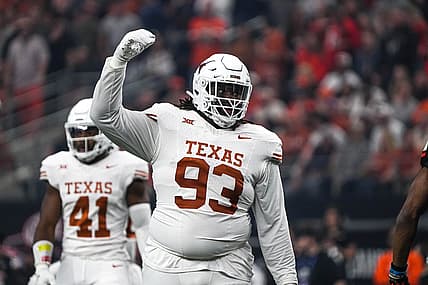 Texas Longhorns defensive tackle T'Vondre Sweat