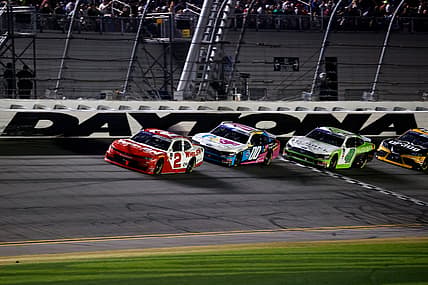 NASCAR Xfinity: United Rentals 300