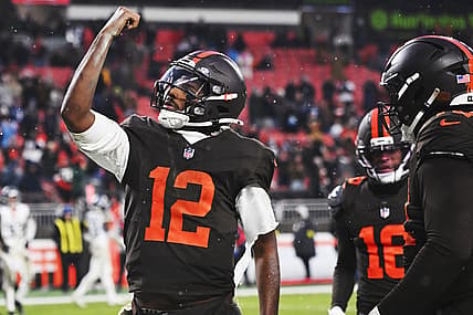 NFL: Tennessee Titans at Cleveland Browns