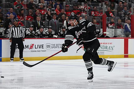 NHL: Buffalo Sabres at New Jersey Devils