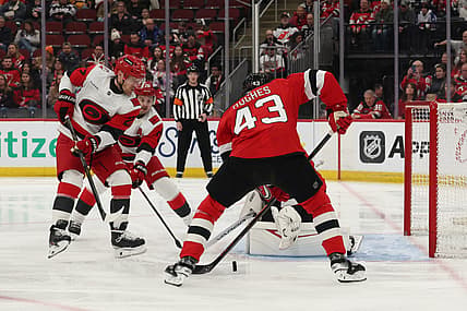 NHL: Carolina Hurricanes at New Jersey Devils