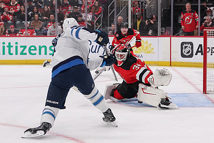 NHL: Winnipeg Jets at New Jersey Devils