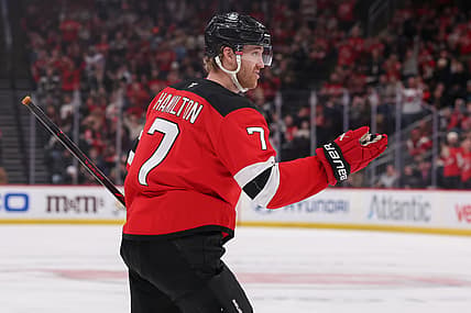 NHL: Nashville Predators at New Jersey Devils