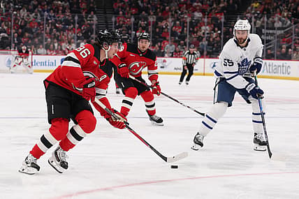 NHL: Toronto Maple Leafs at New Jersey Devils