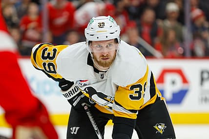 NHL: Pittsburgh Penguins at Detroit Red Wings