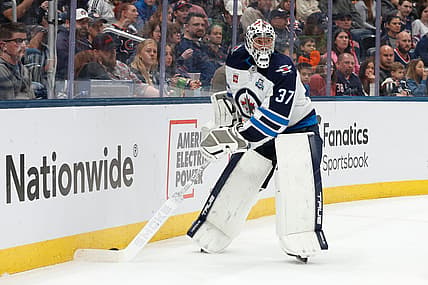 Connor Hellebuyck
