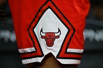 John Paxson Bulls logo