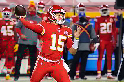 NFL Week 17 points spread: Chargers-Chiefs