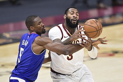 Los Angeles Lakers favored to land Andre Drummond