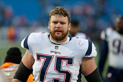 Dec 3, 2017; Orchard Park, NY, USA; New England Patriots center Ted Karras (75) against the Buffalo Bills at New Era Field. New England beats Buffalo 23 to 3. Mandatory Credit: Timothy T. Ludwig-USA TODAY Sports